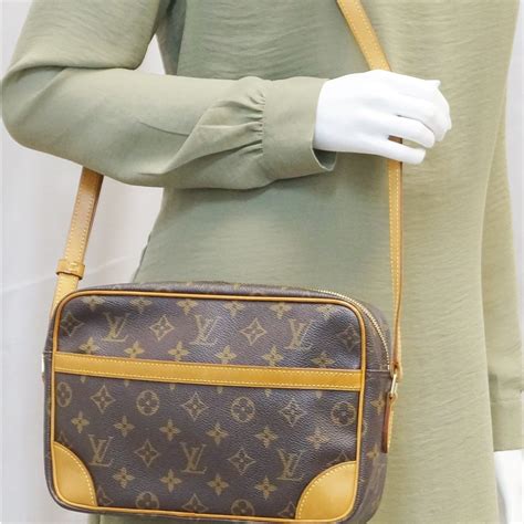 louis vuitton monogram trocadero 27 crossbody bag|trocadero 27 monogram.